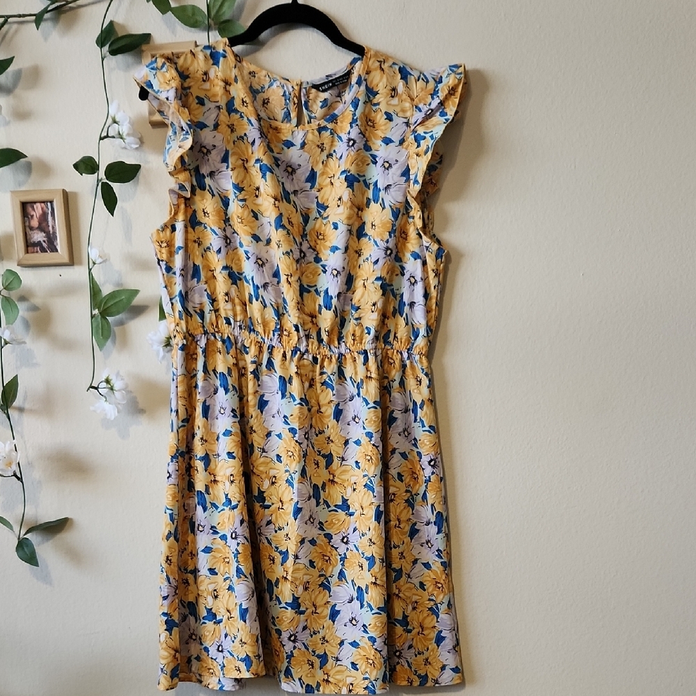 ☀️🍉SALE🍉☀️ SHEIN Yellow and Blue Floral Ruffle Sleeve Mini Dress - L